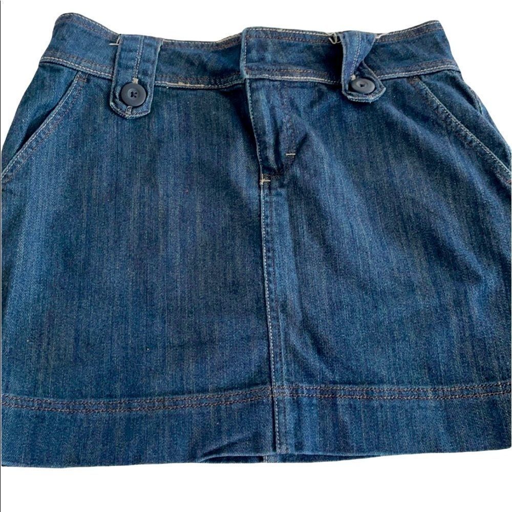 🔥Elle Jean Mini skirt, size 6 Dark Navy Jean
